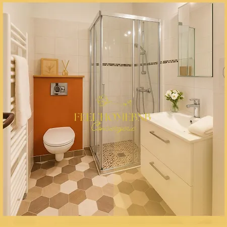 Proche Centre - Lit Queen, Cafe Offert ! Apartament