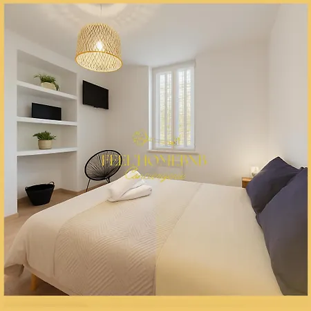 Proche Centre - Lit Queen, Cafe Offert ! Apartament Nancy